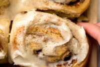 Apple Cinnamon Roll Recipe with Warm Caramel Glaze