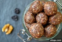 Cherry Tahini Energy Bites: No-Bake Cherry Snack Balls