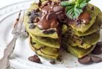 Mint Chocolate Chip Pancakes Made in the Blender