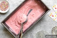 No-Churn Strawberry Frozen Yogurt Recipe (No Ice Cream Maker)