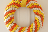 Candy Corn and Lima Bean Wreath: Fall Craft Idea for Kids