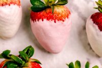 Pink Chocolate-Covered Strawberries: Romantic Dessert Recipe & Tips