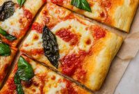 Homemade Margherita Pizza Recipe: Classic Neapolitan Flavor at Home