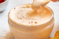 Spicy Crema Sauce in Minutes: Quick Tangy Mexican Crema