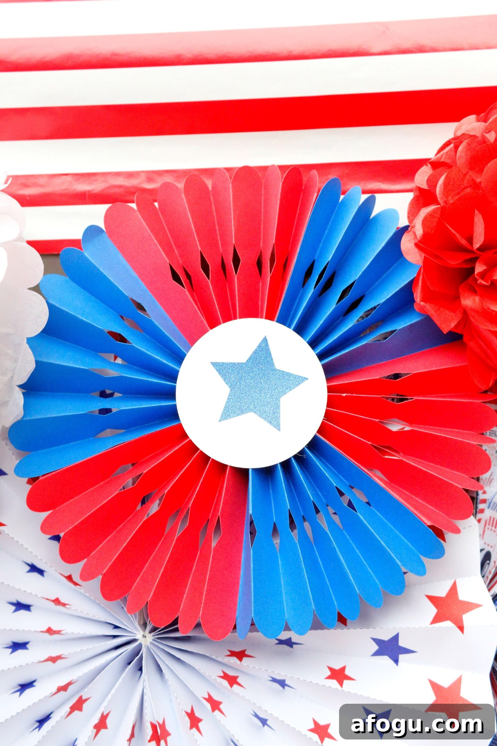 DIY paper craft for 4th of July made with a Cricut machine