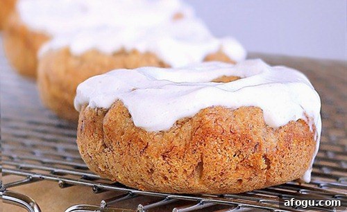 banana doughnuts
