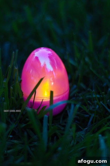 Glow in the Dark Easter Egg Hunt - This is a fun idea for an Easter egg hunt! Use DIY glow in the dark eggs and put them out in the dark for kids on Easter!