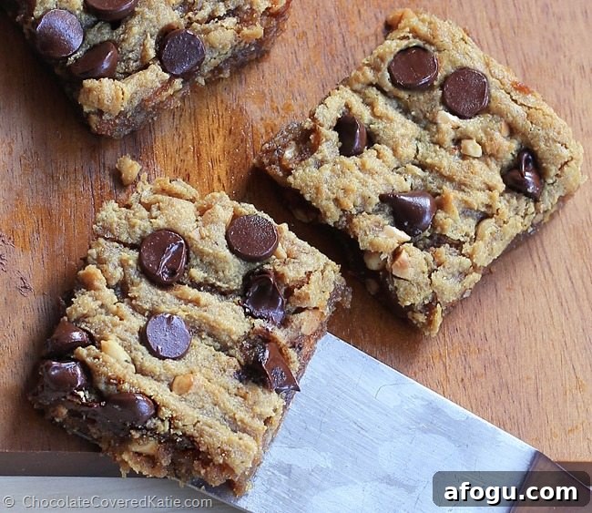 GOOEY CHOCOLATE CHIP PEANUT BUTTER BARS