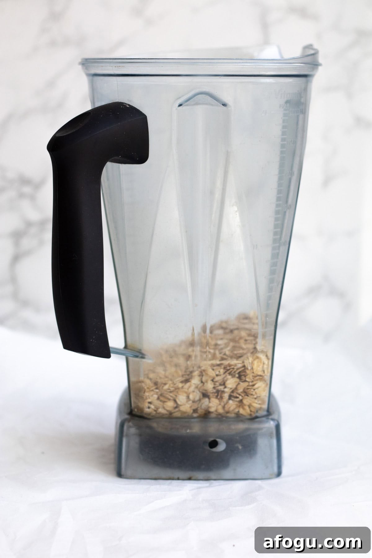 6-Ingredient Cottage Cheese Oatmeal Pancakes Recipe 4 oats in a blender container