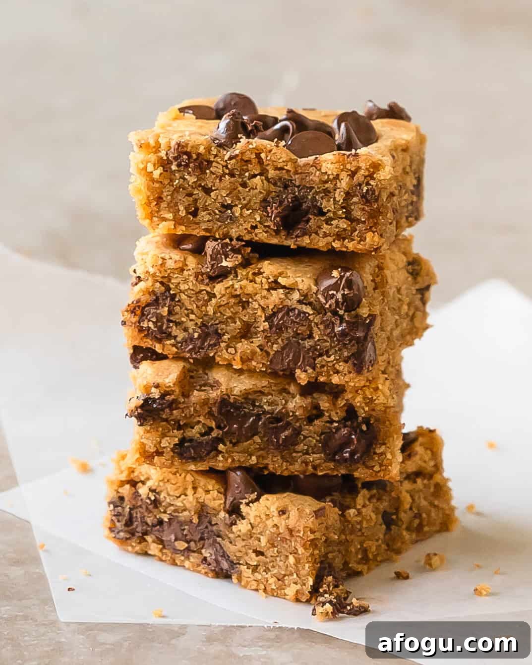 Chewy Peanut Butter Chocolate Chip Bars Recipe 4 Peanut butter chocolate chip bars are thick, soft and chewy chocolate chip cookie bars made with creamy peanut butter.