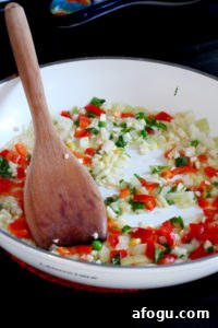 Authentic Spanish Paella Recipe: Traditional Seafood & Saffron Flavor 17 spanish paella