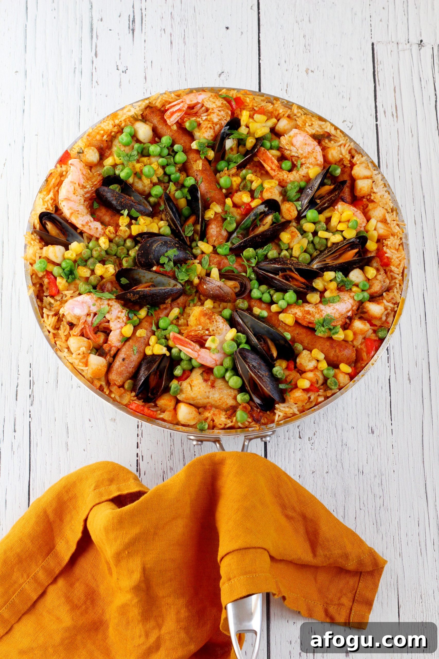 Authentic Spanish Paella Recipe: Traditional Seafood & Saffron Flavor 5 paella 5