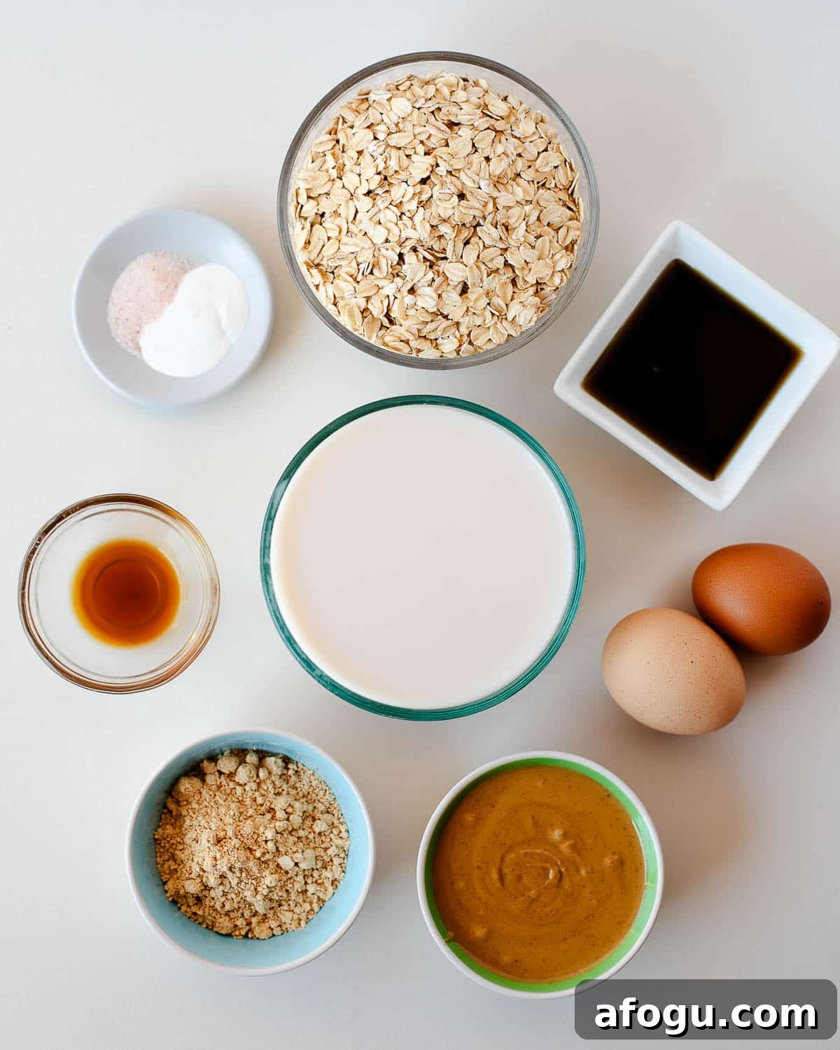 Simple ingredients you need for this peanut butter oatmeal bake