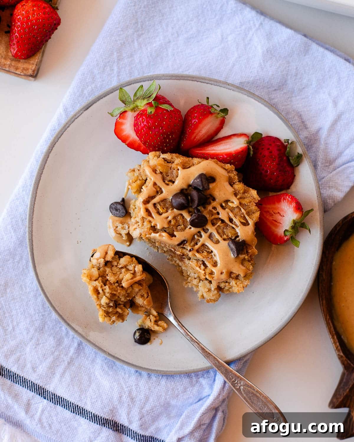 easy meal prep baked peanut butter oatmeal recipe