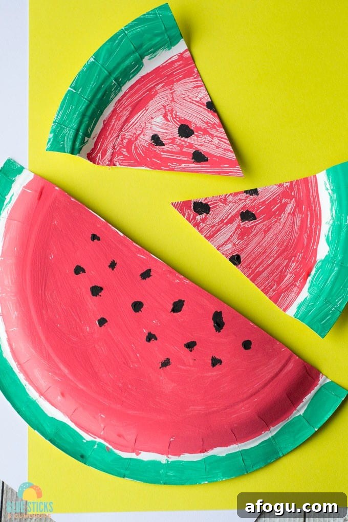 paper plate watermelon
