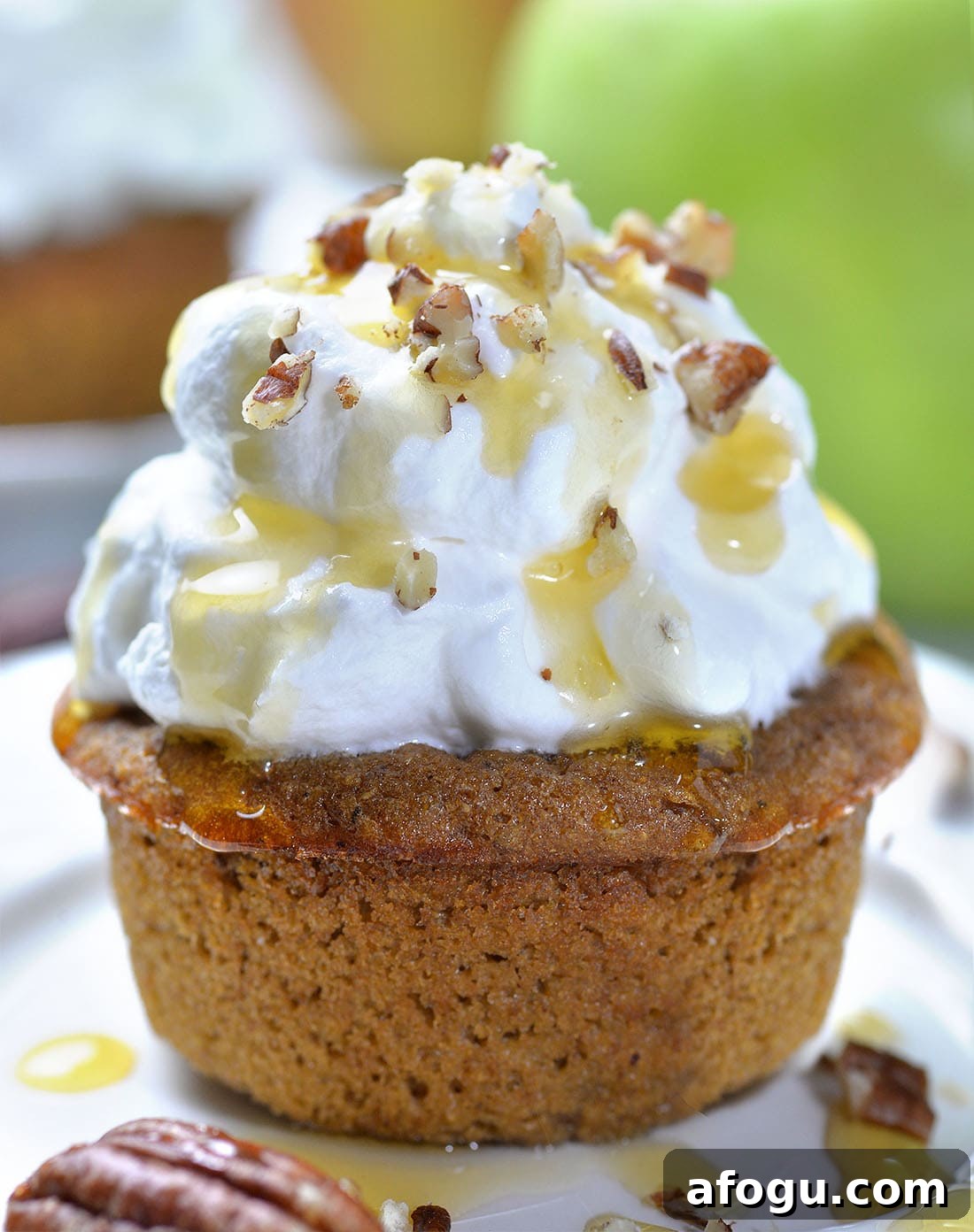 Impossible Skinny Apple Pie Cupcakes