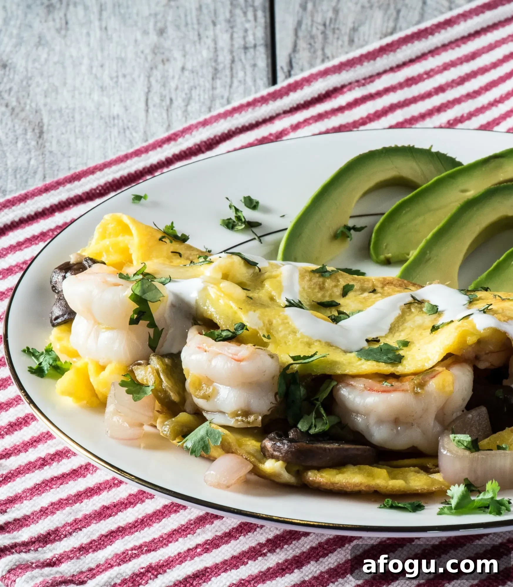 Spicy Shrimp and Green Chile Omelet Recipe 4 Omelette plate