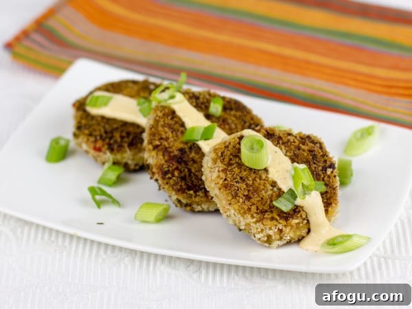 Spicy Ranch Crab Cakes with Tangy Dipping Sauce 4 Spicy Ranch Crab Cakes