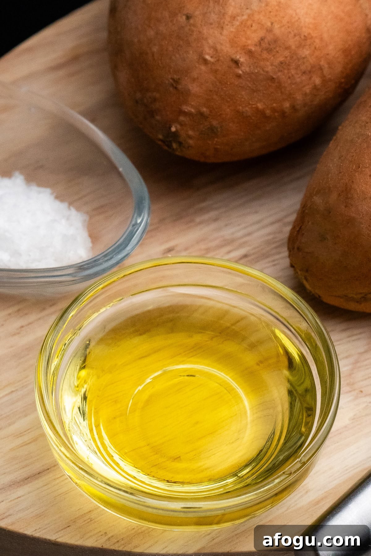 Olive oil in a glass dish